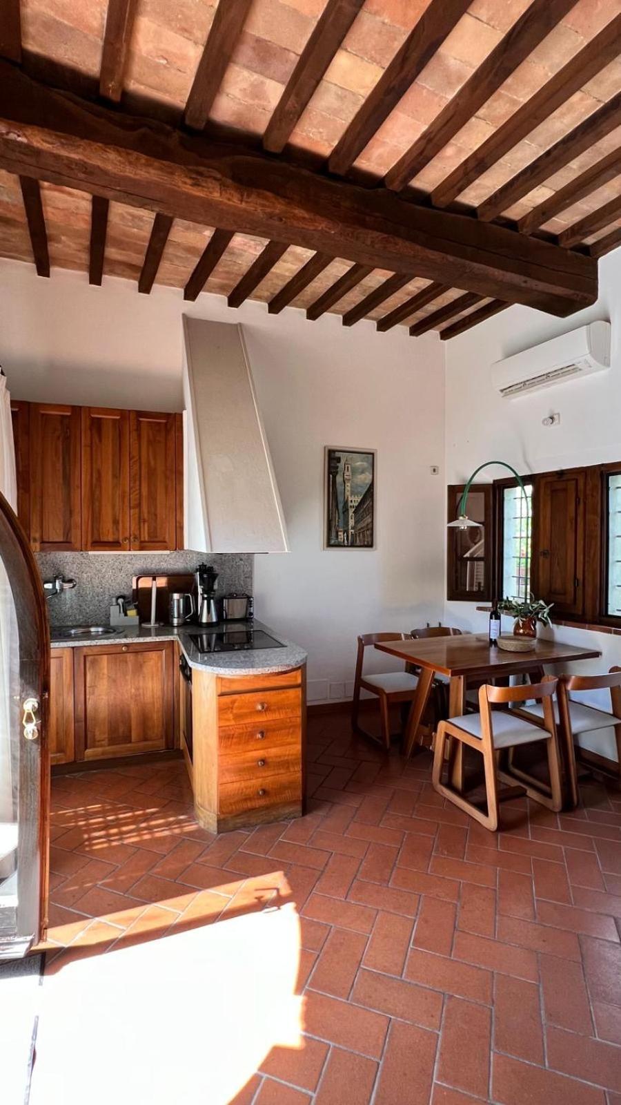 Agriturismo Podere Cortilla Volterra Bagian luar foto